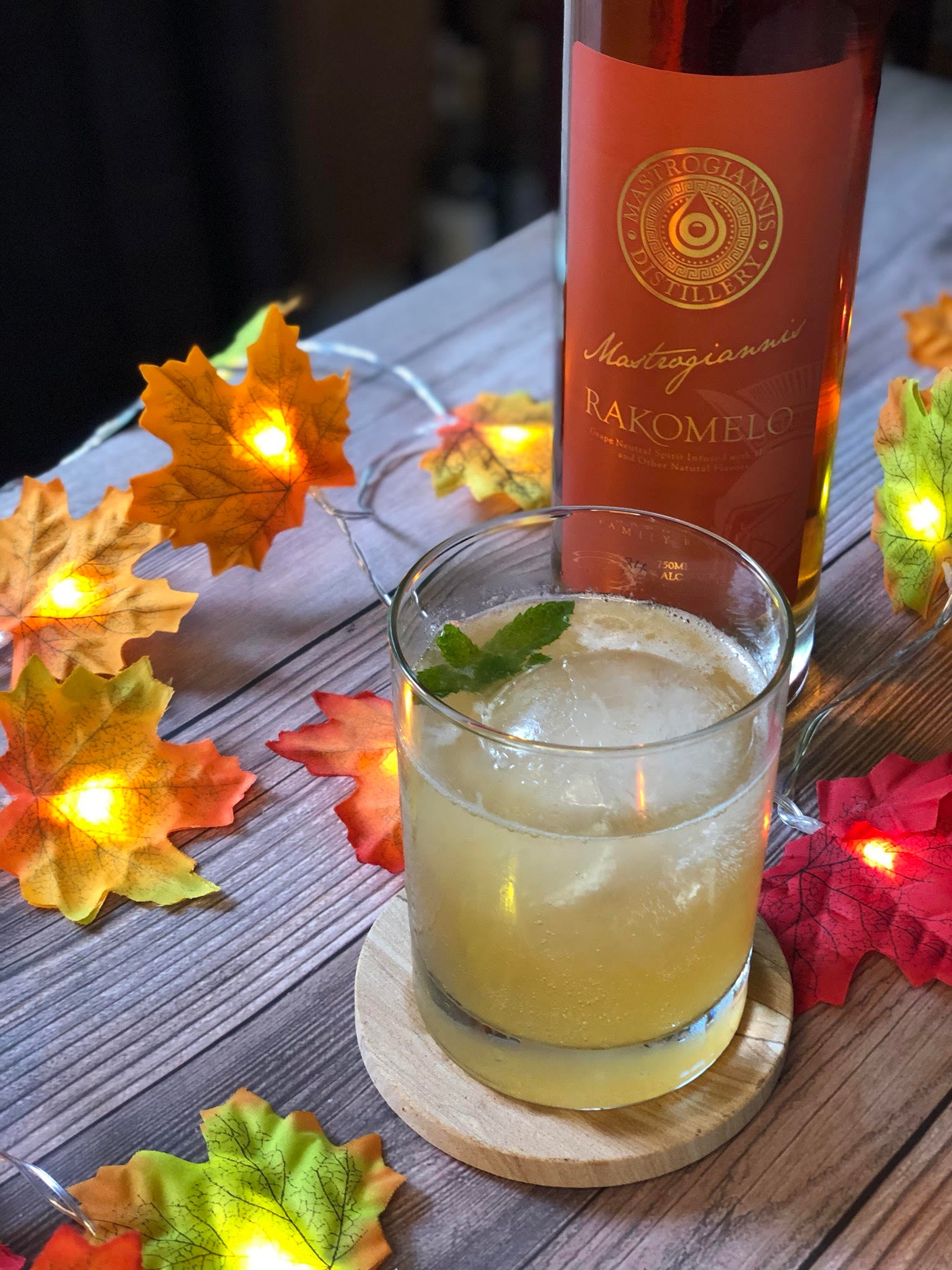 Rakomelo Rickey
&ndash; Mastrogiannis Distillery &amp; Winery